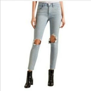 3X1 Busted Knees Light Wash Jeans | Light Wash 💗Brand New with Tag’s 💗